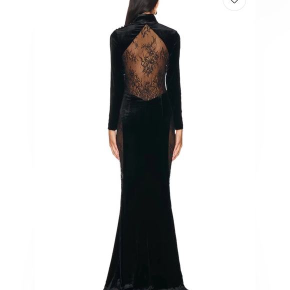 Women’s Retrofete Black Velvet Gown. Size XS. - Picture 5 of 5